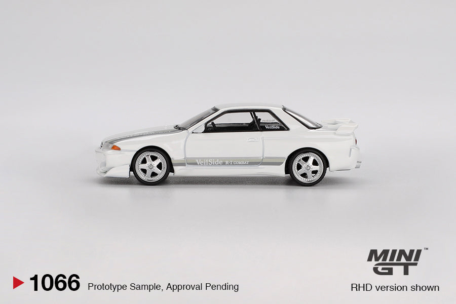 *Pre-Order* Mini GT No.1066 Nissan Skyline GT-R (R32) VeilSide Combat C-I White