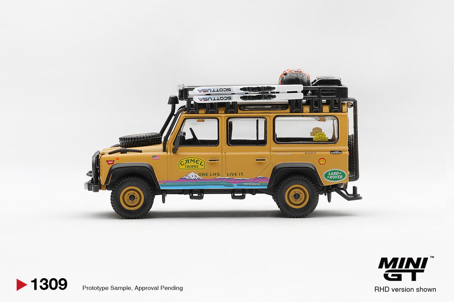 *Pre-Order* Mini GT No.1309 Land Rover Defender 110 1998 Camel Trophy Tierra del Fuego CT.10 USA