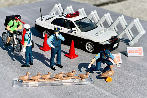 Tomytec DioColle 64 Carsnap No.16a Police