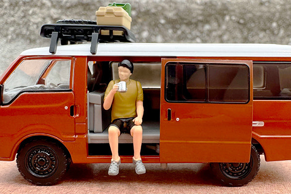 *Pre-Order* Tomytec Tomica Limited Vintage Neo LV-N310d Mazda Bongo Brawny Van Custom Specification (Brown) Roof Carrier (Figure Included)