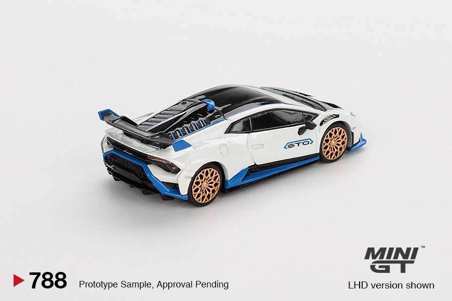 Mini GT No.788 Lamborghini Huracán STO Bianco Asopo