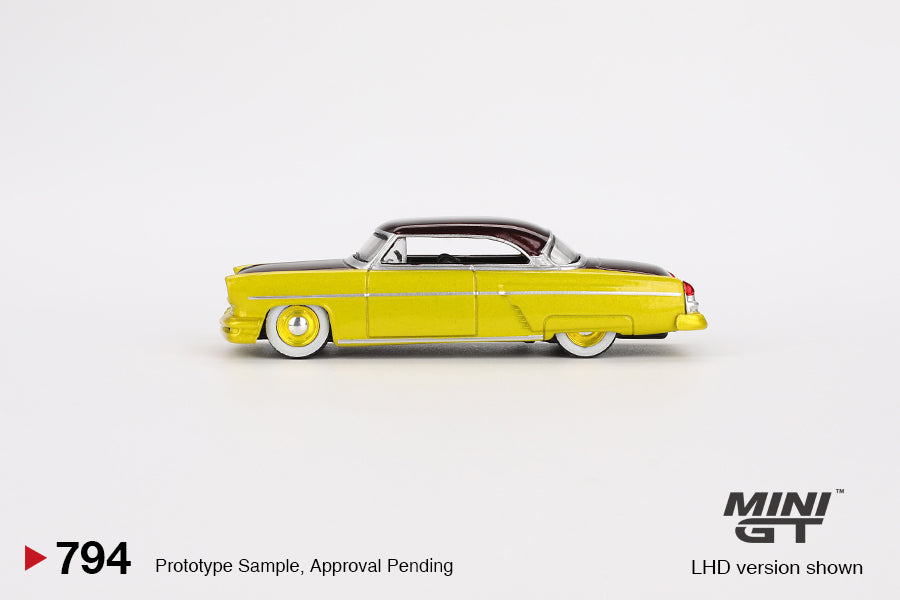 Mini GT No.794 Lincoln Capri Hot Rod 1954 Lime Yellow