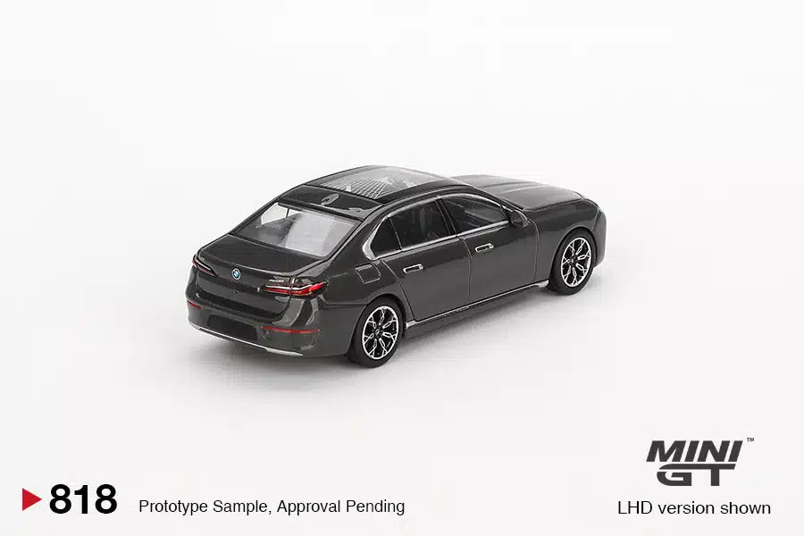 Mini GT No.818 BMW i7 xDrive60 Dravit Grey