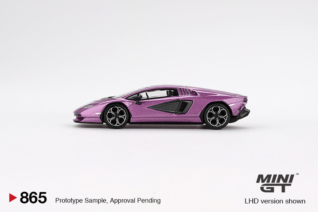 Mini GT No.865 Lamborghini Countach LPI 800-4 Viola 30th