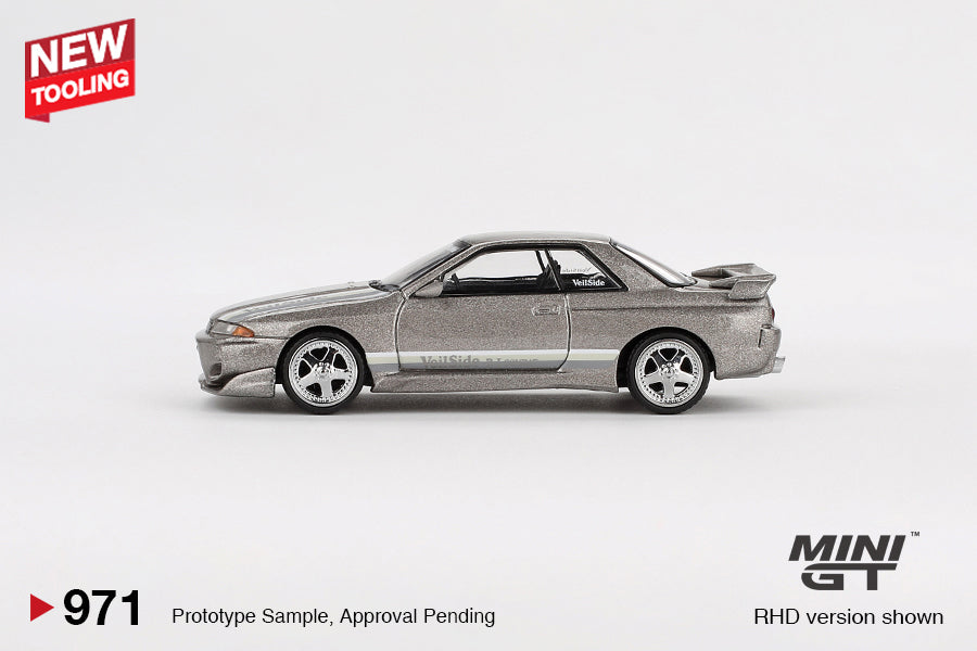 Mini GT No.971 Nissan Skyline GT-R (R32) VeilSide Combat C-I Combat Grey