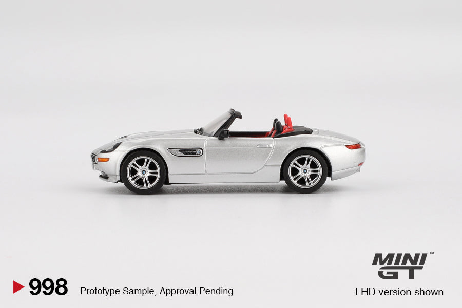 Mini GT No.998 BMW Z8 Silver