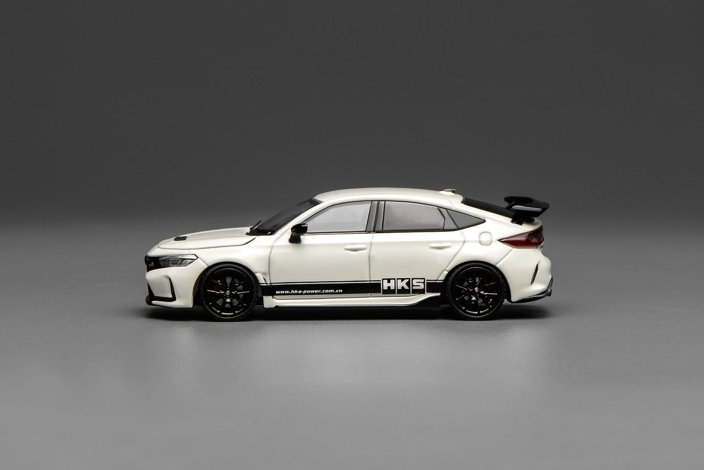 *Pre-Order* MotorHelix Honda Civic TYPE R (FL5) HKS Livery - Championship White