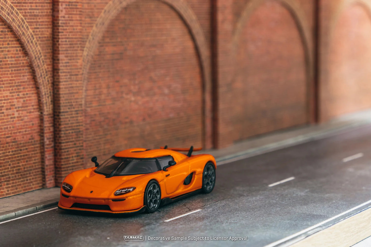 Tarmac Works Koenigsegg CC850 Orange