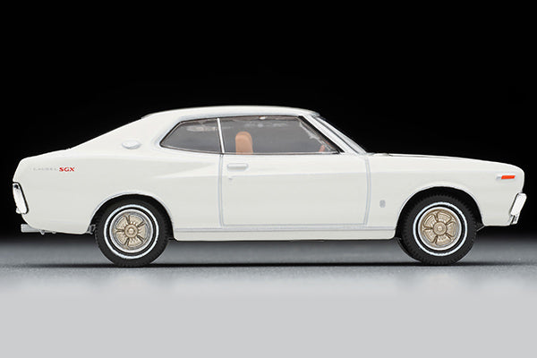 Tomytec Tomica Limited Vintage Neo LV-N242a Nissan Laurel Hardtop 2000SGX (White) ‘72