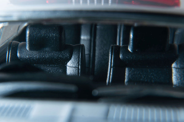 Tomytec Tomica Limited Vintage Neo LV-N26b Mazda Luce Legato 4-Door Sedan Patrol Car (Metropolitan Police Department)