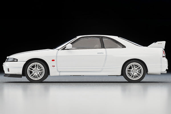 Tomytec Tomica Limited Vintage Neo LV-N308c Nissan Skyline GT-R V-spec N1 (White) '95 Model