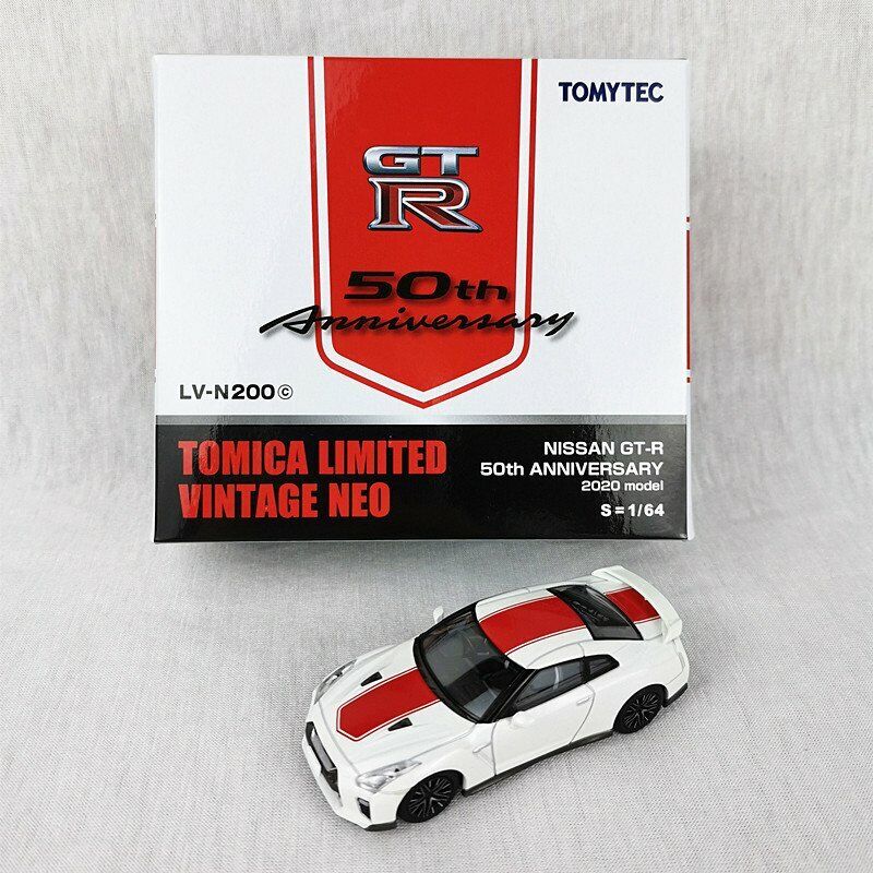 Tomytec Tomica Limited Vintage Neo LV-N200c Nissan GT-R 50th Anniversary 2020 Model (White)