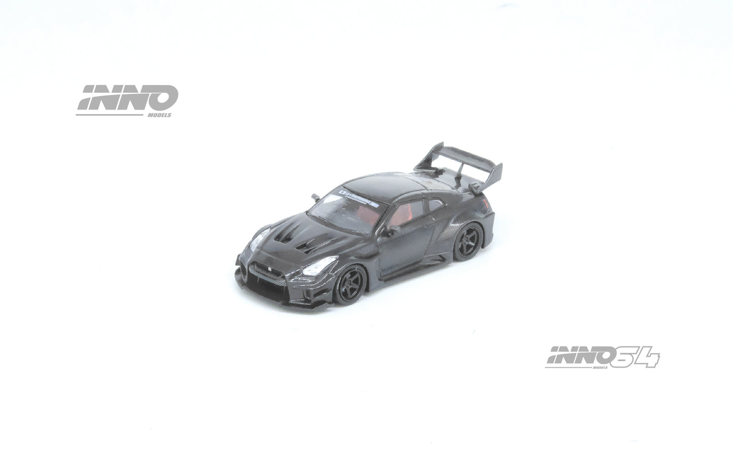 Inno Models Inno64 LB-Silhouette WORKS GT Nissan 35GT-RR Full Dry Carbon