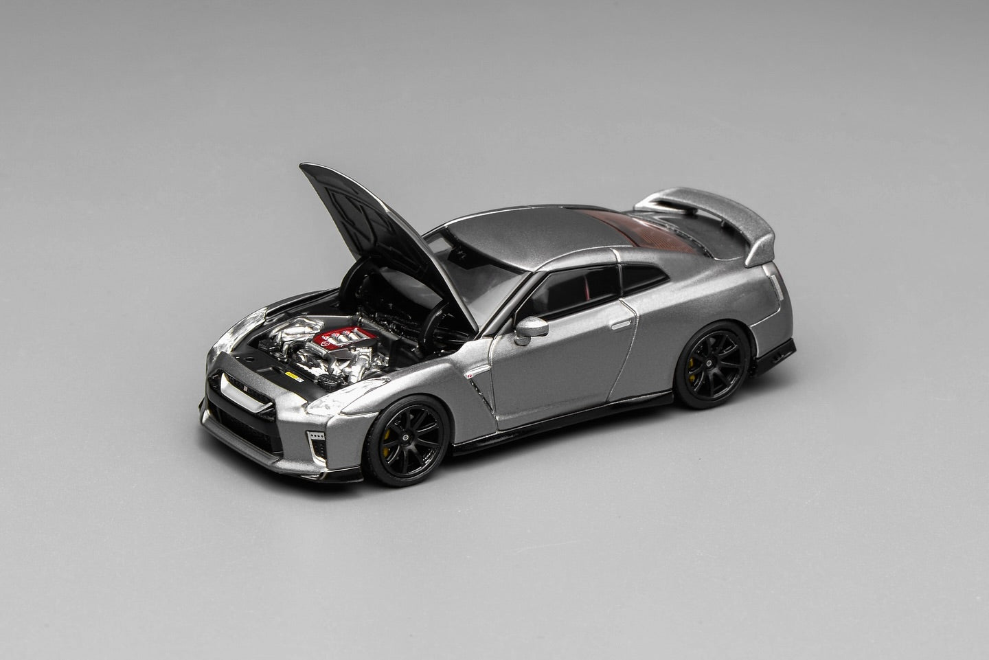 *Pre-Order* MotorHelix Nissan GT-R (R35) Track Edition Engineered by NISMO 2020 - Dark Metal Gray