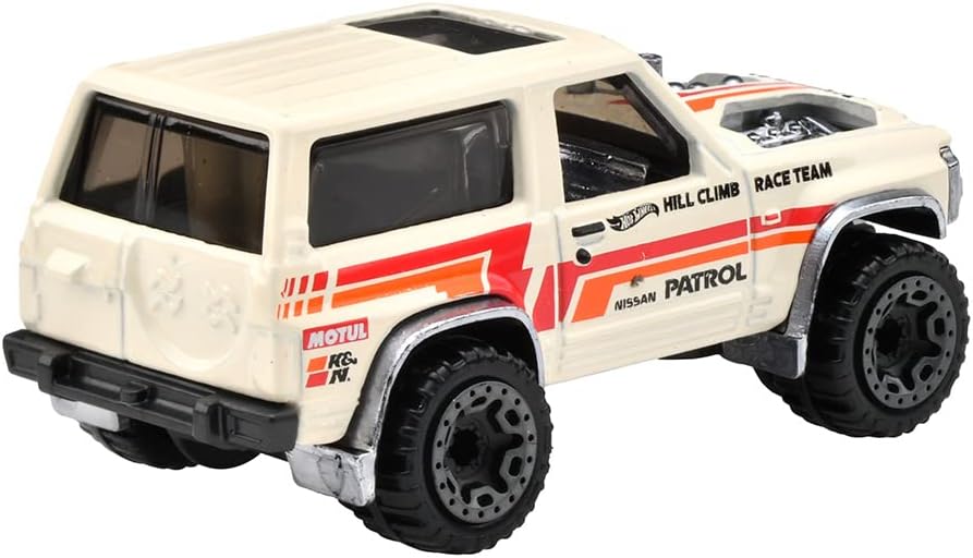 Hot Wheels HW J-Imports 1/10 Nissan Patrol Custom (White) - Japanese Stock
