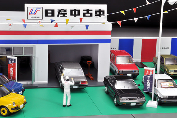 Tomytec Tomicarama Vintage No.04d Used Car Shop Nissan Used Car Dealer Shop