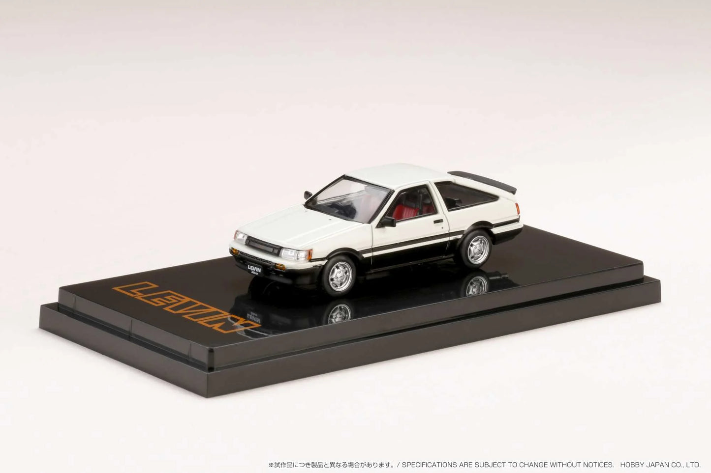 Hobby Japan Toyota COROLLA LEVIN AE86 3 Door GT APEX 1983 - White / Black 2 Tone