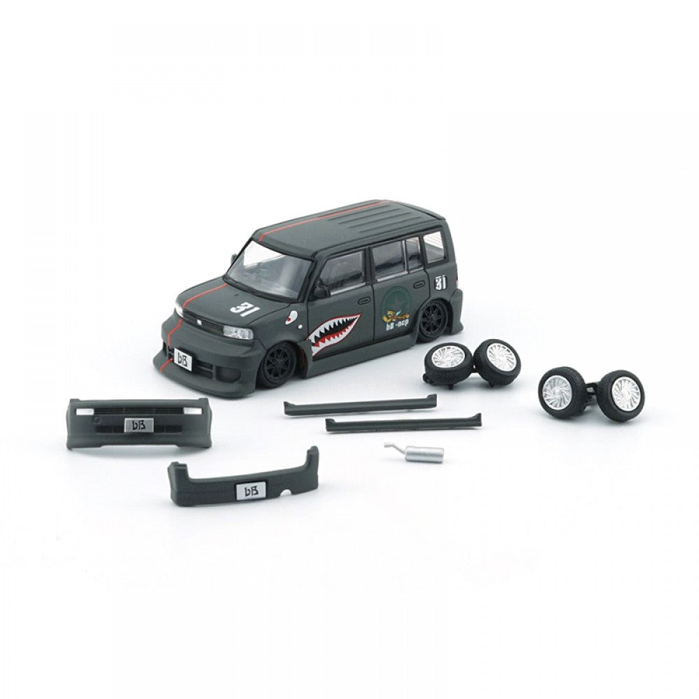 BM Creations - Toyota bB 2000 - P40 Tiger (RHD)