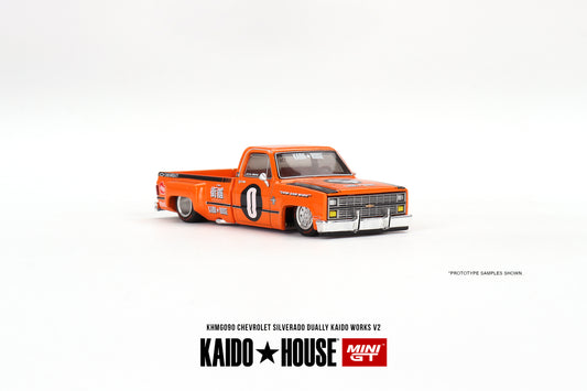 Mini GT x Kaido House No.090 Chevrolet Silverado Dually KAIDO WORKS V2