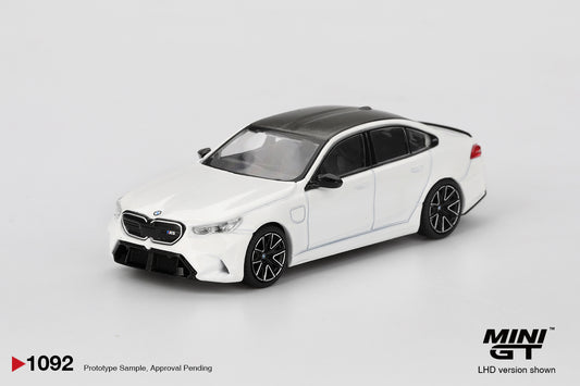 *Pre-Order* Mini GT No.1092 BMW M5 Alpine White