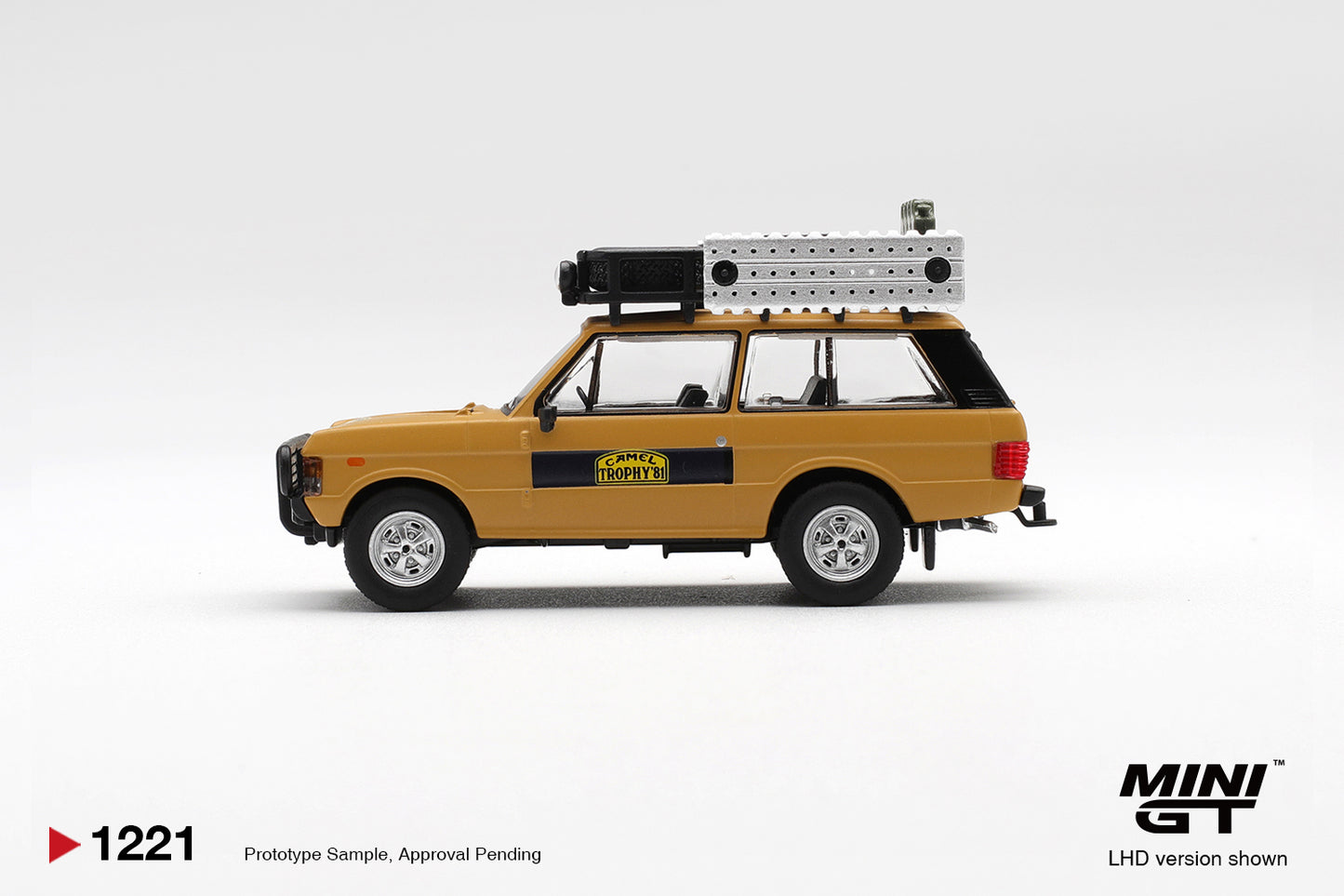 *Pre-Order* Mini GT No.1221 Range Rover 1981 Camel Trophy Sumatra K.Stoppa & A.Valldorf