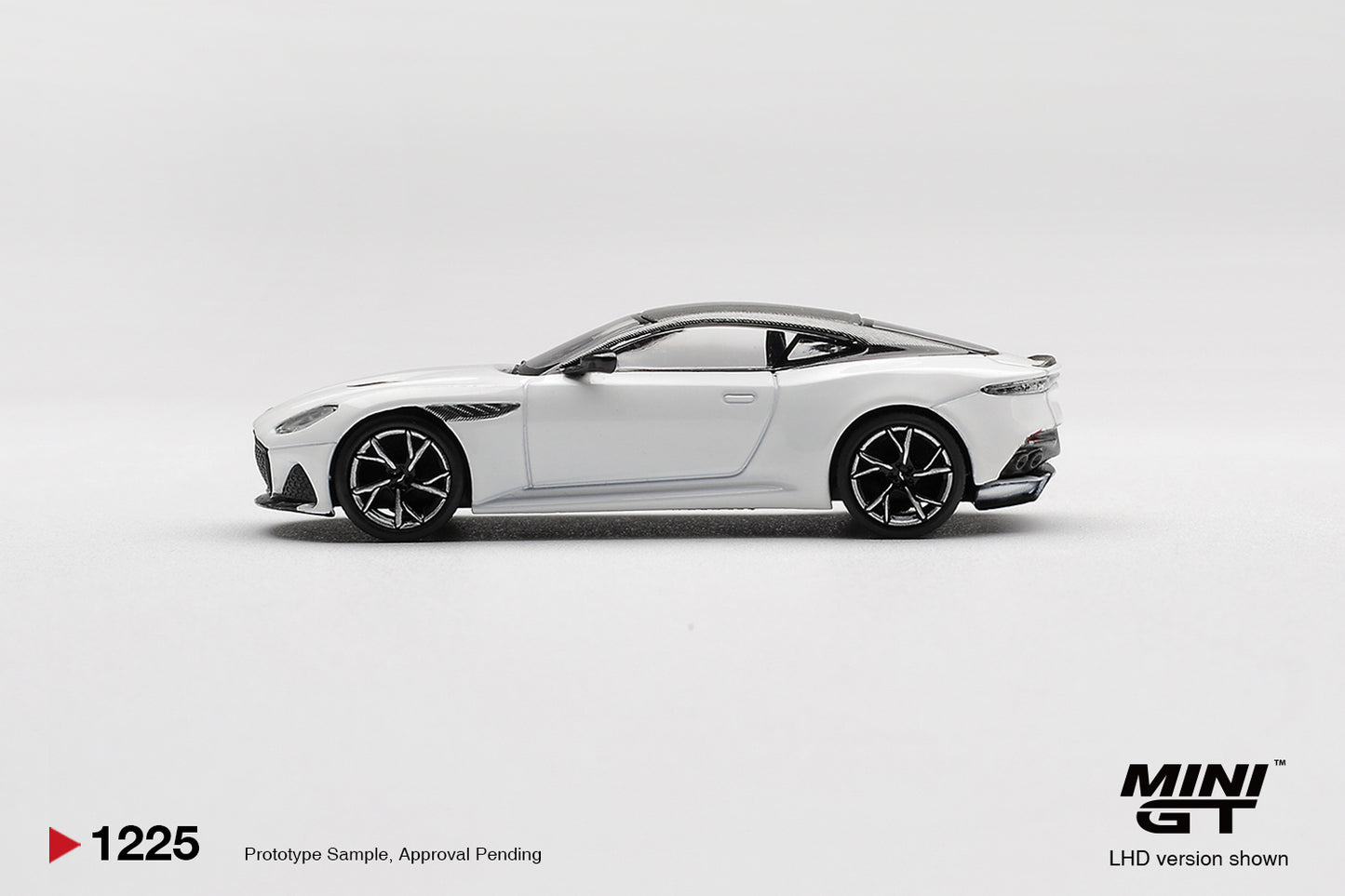 *Pre-Order* Mini GT No.1225 Aston Martin DBS Stratus White