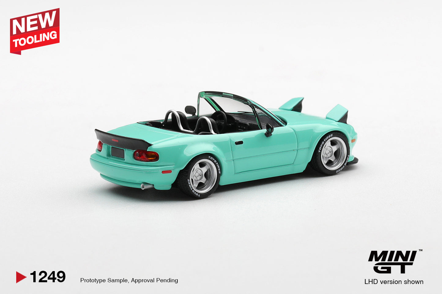 *Pre-Order* Mini GT No.1249 Mazda MX-5 (NA) Pandem Mint Green