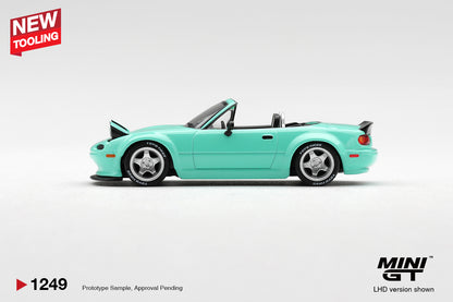 *Pre-Order* Mini GT No.1249 Mazda MX-5 (NA) Pandem Mint Green