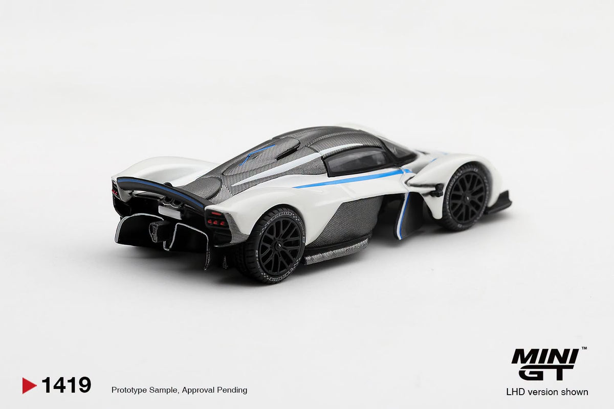 *Pre-Order* Mini GT No.1419 Aston Martin Valkyrie Escaping White
