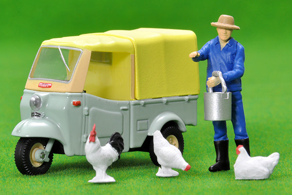 Tomytec Tomica Limited Vintage LV-143d Daihatsu Midget (Yellow Green/Beige) with Figure