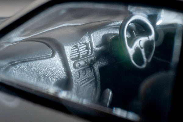 *Pre-Order* Tomytec Tomica Limited Vintage Neo LV-N305d NISMO 400R (White)