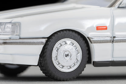 *Pre-Order* Tomytec Tomica Limited Vintage Neo LV-N351a Nissan Skyline 4-door HT 1800 Passage (White) 1985 Model