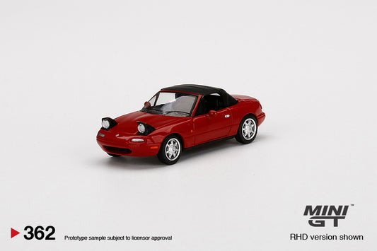 Mini GT No.362 Eunos Roadster Classic Red (RHD) Headlight Up/Soft Top