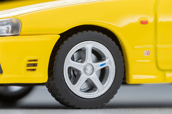 Tomytec Tomica Limited Vintage Neo LV-N365a Nissan Skyline 2-Door Sports Coupe 25GT TURBO with optional parts (Yellow) 1998 Model