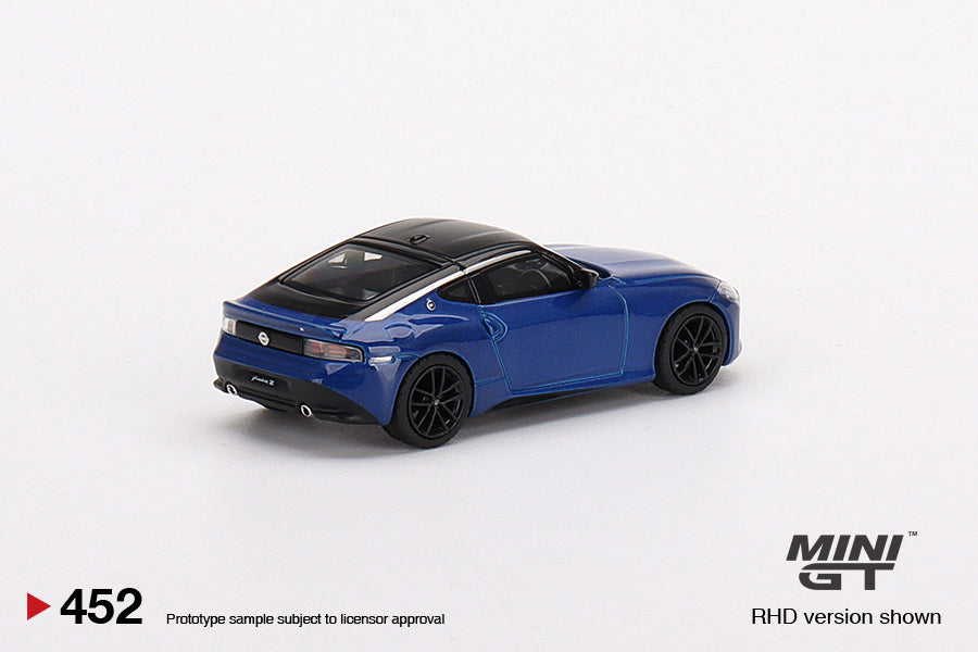 Mini GT No.452 Nissan Fairlady Z Version ST 2023 Seiran Blue