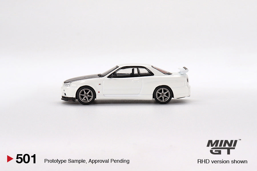 Mini GT No.501 Nissan Skyline GT-R (R34) V-Spec II N1 White