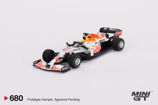 Mini GT No.680 Red Bull Racing RB16B #33 Max Verstappen 2021 Turkish Grand Prix 2nd Place