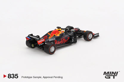 *Pre-Order* Mini GT No.835 Red Bull RB16B #33 Max Verstappen 2021 Abu Dhabi Grand Prix Winner