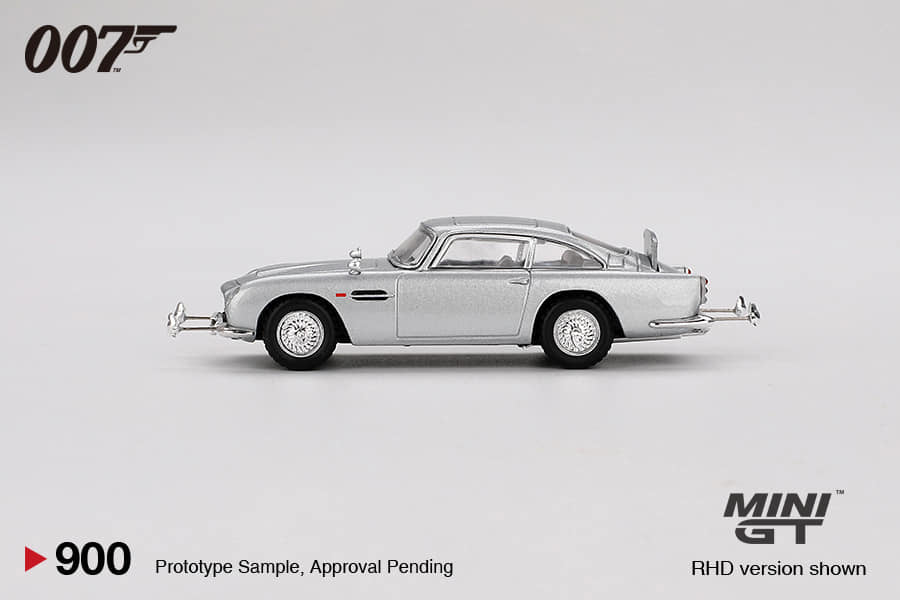 Mini GT No.900 Aston Martin DB5  “Goldfinger” - English Blister Packaging