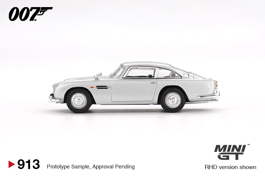 Mini GT No.913 Aston Martin DB5 "Skyfall" - Japanese Blister Packaging