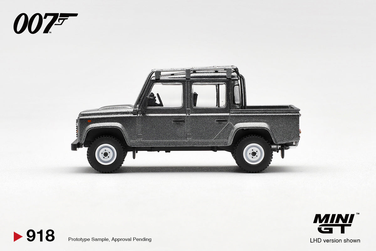 *Pre-Order* Mini GT No.918 Land Rover Defender 110 Crew Cab 