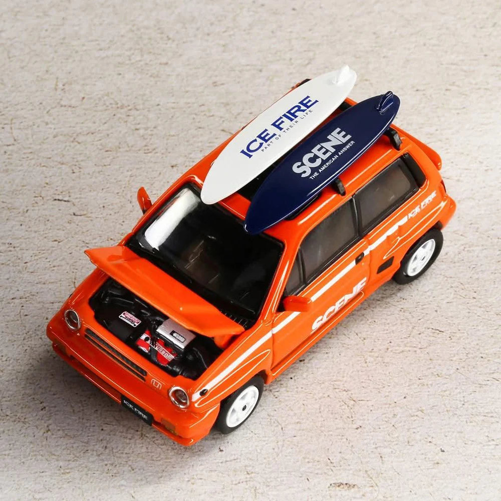Inno Models INNO64 - Honda City Turbo II ICE FIRE Orange with Motocompo