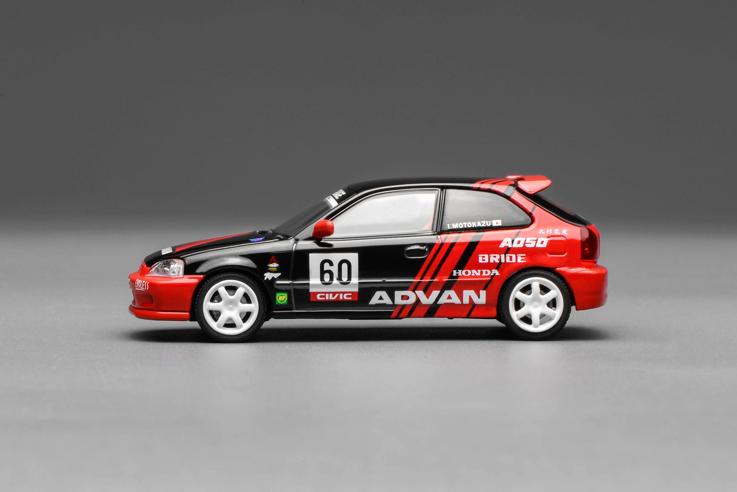 *Pre-Order* MotorHelix Honda Civic TYPE R (EK9) - Advan Livery