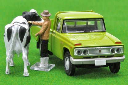 Tomytec Tomica Limited Vintage LV-189c Toyota Stout (Green) with figures