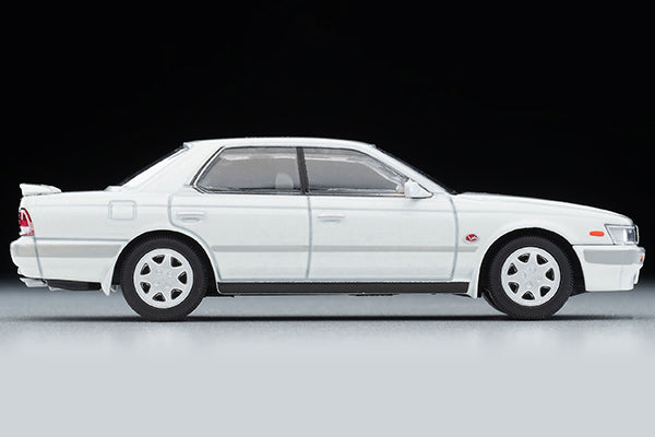 Tomytec Tomica Limited Vintage Neo LV-N259a Nissan Laurel 2500 Medalist V Twin-cam 24V 92' (White)