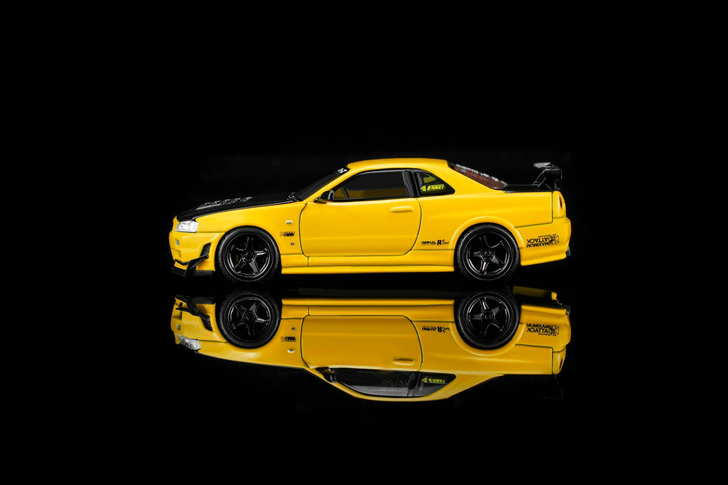 *Pre-Order* MotorHelix M63475 Nissan Skyline GT-R (R34) Customized - Lightning Yellow w/ GT Aero Kit