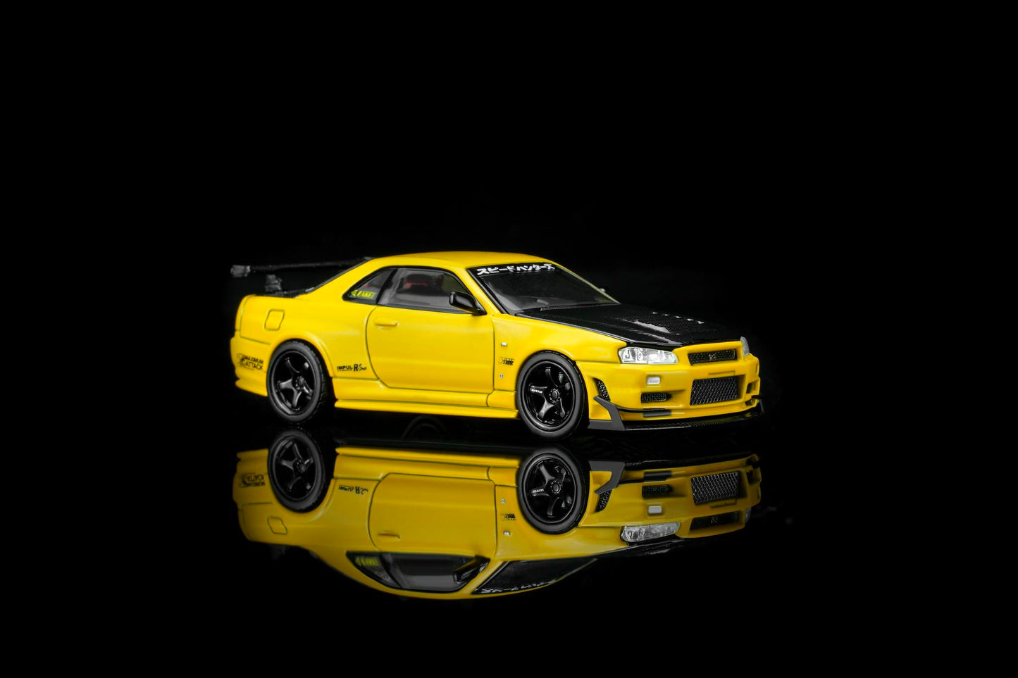 *Pre-Order* MotorHelix M63475 Nissan Skyline GT-R (R34) Customized - Lightning Yellow w/ GT Aero Kit